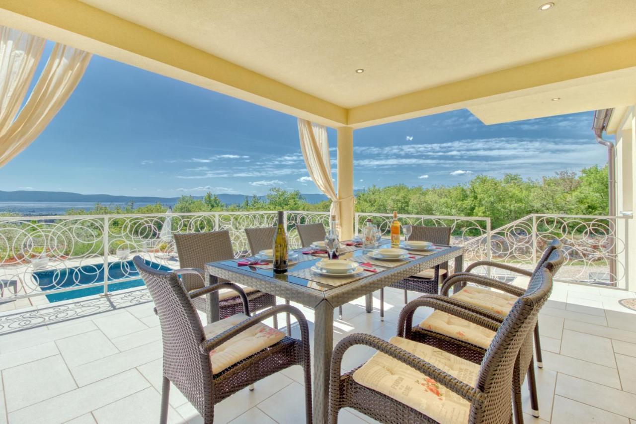 Villa Sole Omišalj Eksteriør bilde